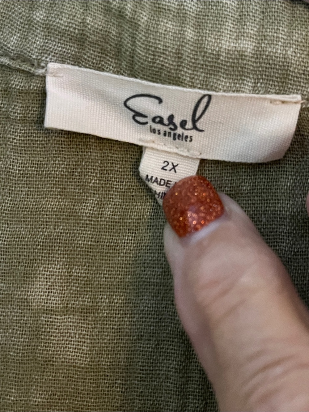 Easel Oversized Acid Washed Sage Green Gauze Button-Up Shirt w/Ruched Sleeves - Picture 2 of 10